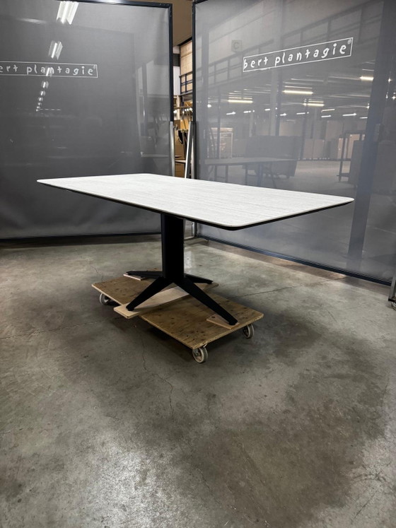 Tailler – Bert Plantagie, Tables de salle à manger (photo 3 of 7)