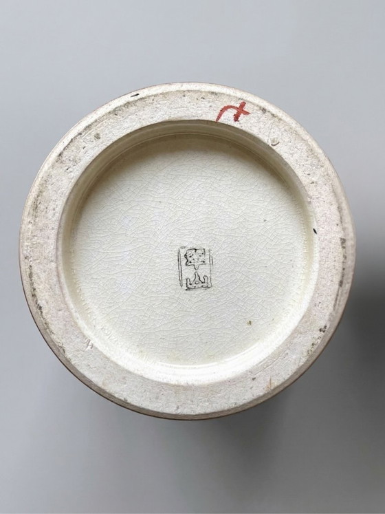 Image 1 of Pair of early 20th-century Satsuma Japanese vases – polychrome and gilt decoration with figures – workshop signature – 31 cm