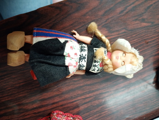 Image 1 of Bambole europee degli anni '70