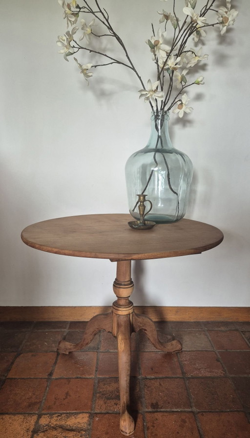 Karakteristieke Antieke Engelse landelijke sobere Bijzettafel / Salontafel – Eiken Tripod