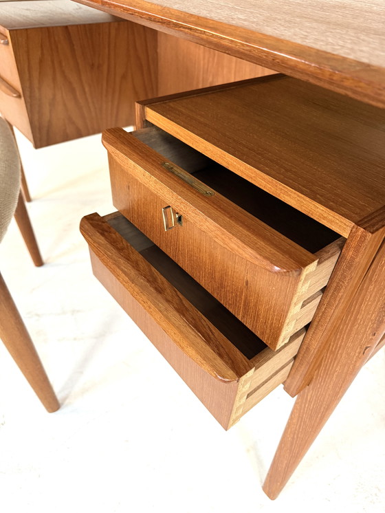 Image 1 of Scrivania vintage in teak, Gunnar Nielsen, Tibergaard anni '60