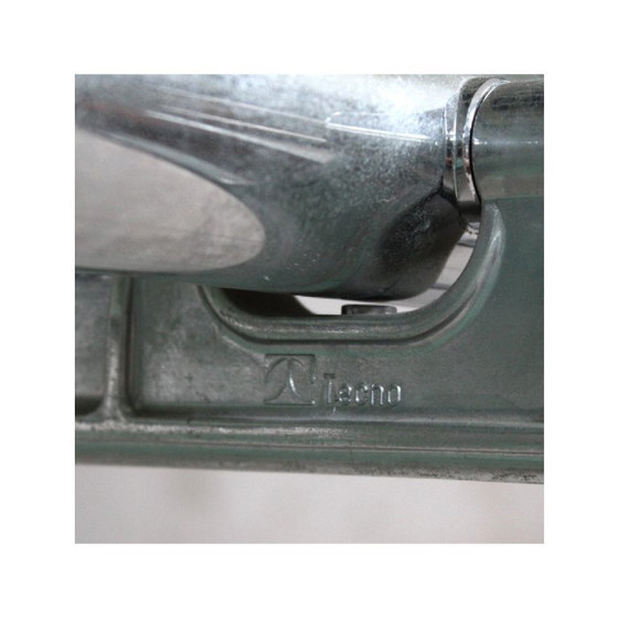 Image 1 of Nomos table