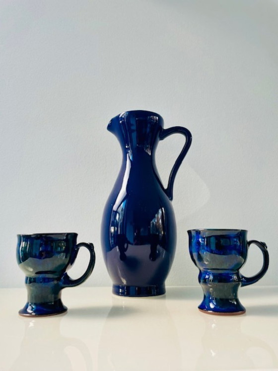 Image 1 of Servizio da tè scandinavo in ceramica blu cobalto: brocca e 2 tazze.