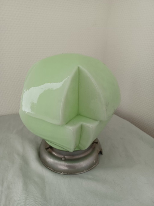 Art deco lamp green