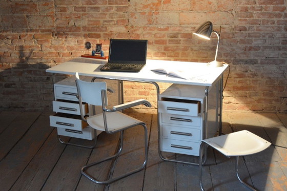 Gerestaureerd Bauhaus-schrijfbureau, van Marcel Breuer voor Thonet, chroom, Tsjechië, jaren 1930 – Metal (photo 8 of 13)