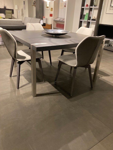 Image 1 of Interstar MW0885 dining table - 135x135