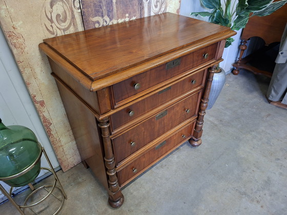 Image 1 of Commode ancienne en acajou, coiffeuse, table murale, dimensions 92x53cm et 99cm de hauteur.