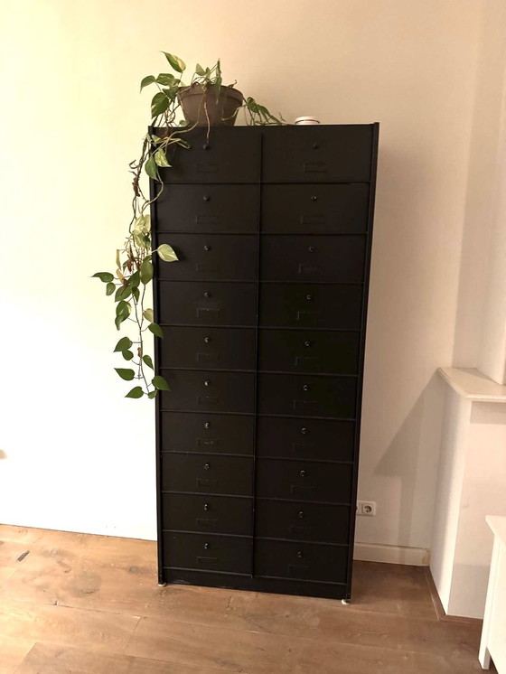 Image 1 of Old Mailbox