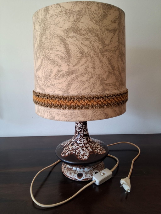 Duitse keramische tafellamp met originele stoffen kap jaren 60/70