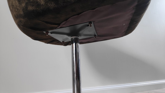 Image 1 of Vintage 70s Swivel Egg Chair – Brown / Very Dark Olive Green Textile