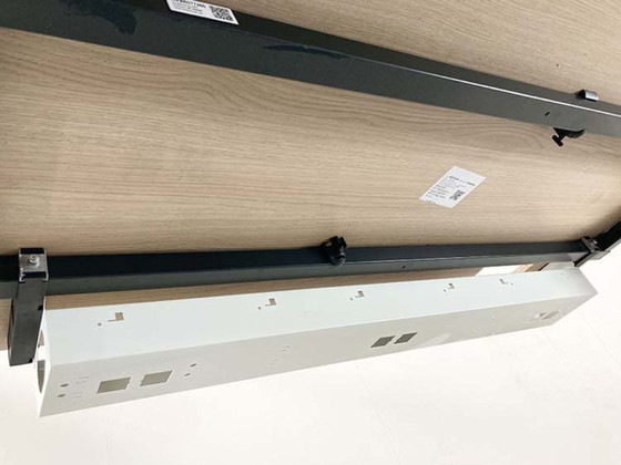 Image 1 of Scrivania Ahrend