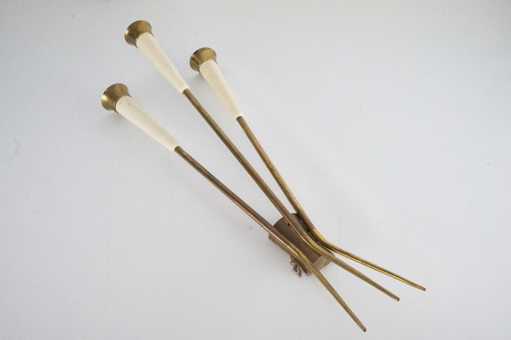 Image 1 of Coppia di grandi appliques in ottone della metà del secolo scorso attribuibili a Stilnovo. Italia anni '50