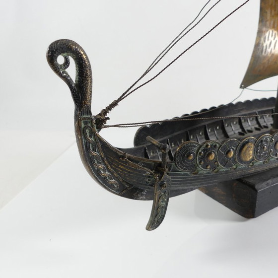 Image 1 of Drakkar Viking vintage Edward Aagaard 43 cm