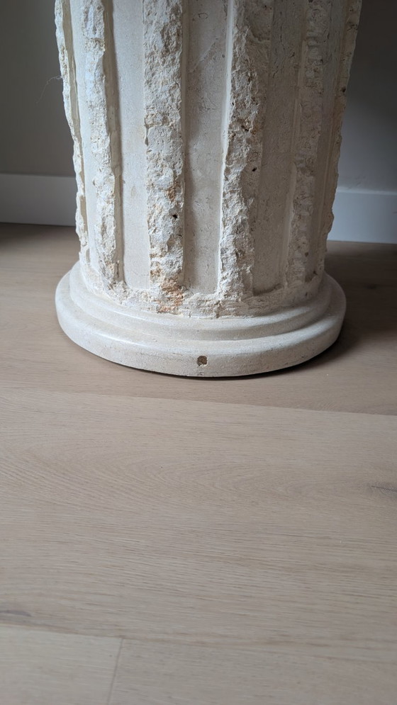 Vintage sculptural pillar table, brutalist stone look, 70 × 70 cm, Side tables, Creme (photo 4 of 6)