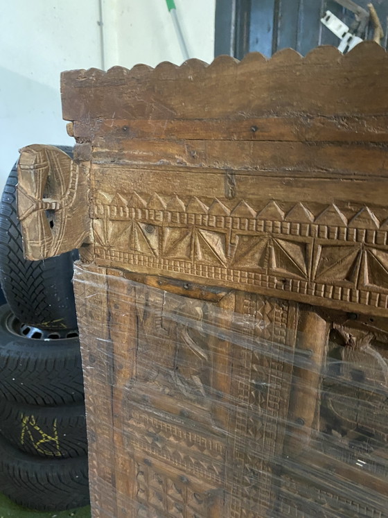 Armadio in Legno Intagliato a Mano Antico – Armadi contenitori, Wood (photo 4 of 5)