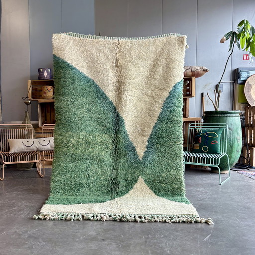 Tapis marocain moderne en laine Mrirt verte 150x260 cm - Tapis berbère tissé à la main