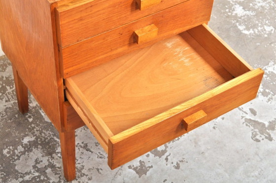 Vintage Oak Design Chest of Drawers, 1960s – Wood (photo 8 of 8)