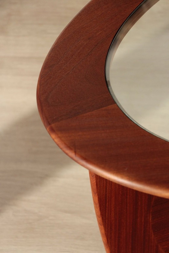 Image 1 of Table basse ovale - Modèle Astro - G Plan - N°2