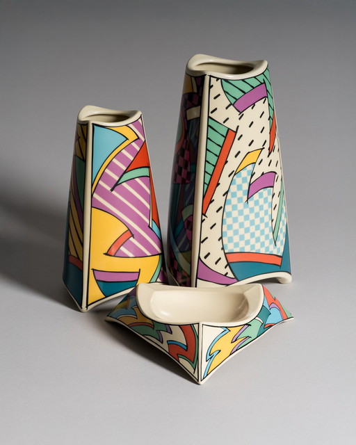 Dorothy Hafner pour Rosenthal, Duo de vases "Flash" et cendrier assorti, Allemagne, années 1980
