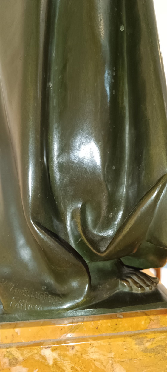 Image 1 of Brons van Edmond Le Fever