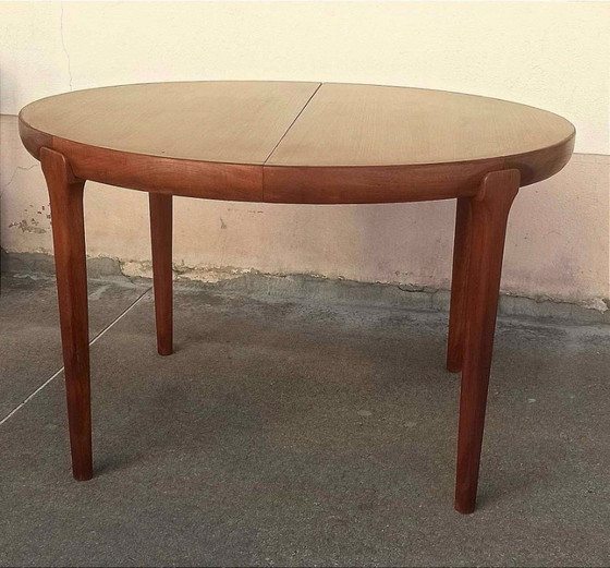 Table à manger 4 à 8 personnes + 4 chaises de Niels Vodder Années 60 – Salles à manger complètes, Wood, Skai (photo 3 of 29)