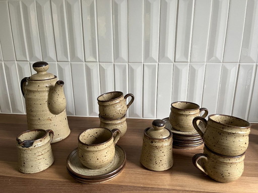 Komplettes Vintage-Kaffeeservice aus Rokoko-Steinzeug, Dekor „Japan“.