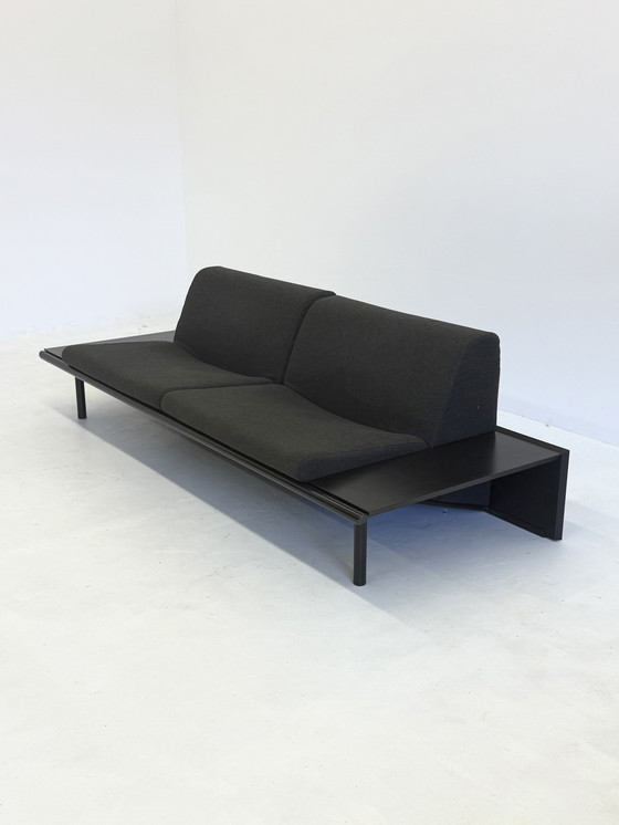 Image 1 of Harvink The Mission Sofa mit schwarzem Rahmen und dunkelgrauem Stoff