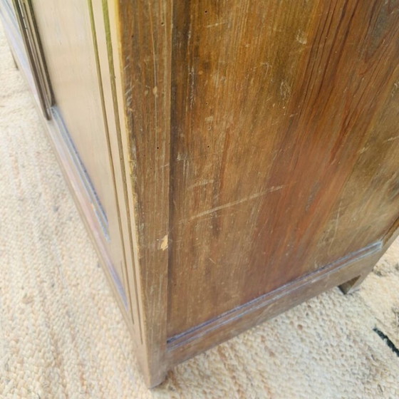 Image 1 of Armoire vintage