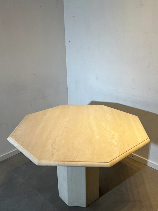 Mesa de comedor octogonal de travertino vintage – eettafels (photo 2 of 4)