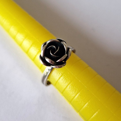 TEKA - Zilveren ring met roosje - 60/70s - Maat 17,5 aanpasbaar