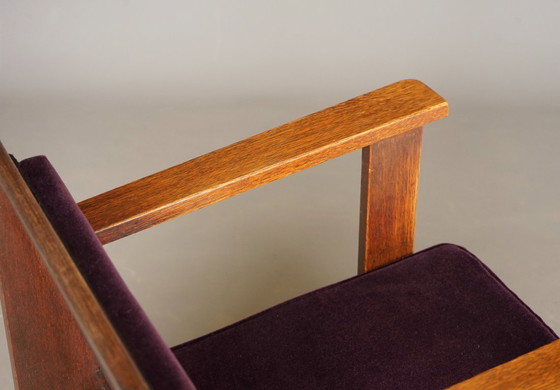 Image 1 of Art Deco fauteuil van de Haagse School, kleine eikenhouten fauteuil, jaren 1920.