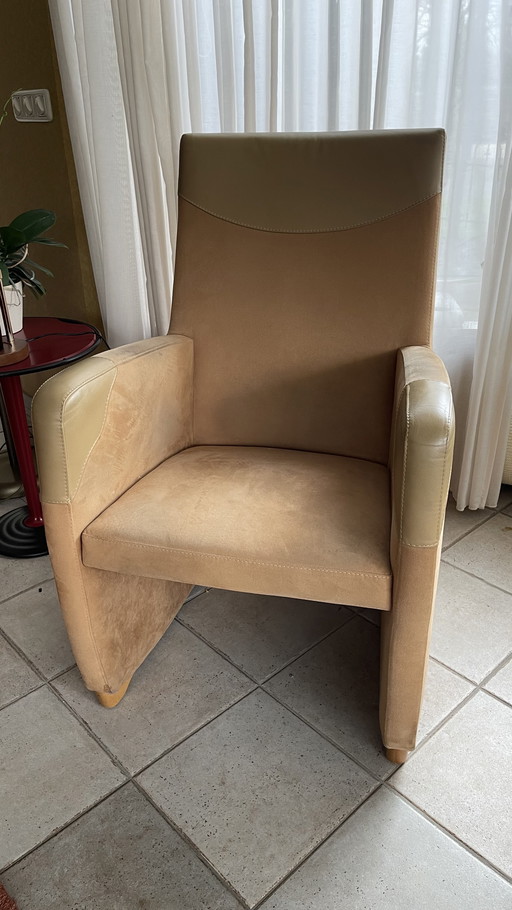 Set van 4 Leolux fauteuils Lapita bekleed met beige Alcantara