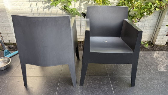 2 chaises de jardin jouet | Philippe Starck pour Driade – Plastic (photo 3 of 9)