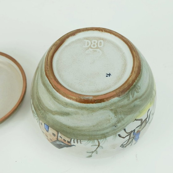 Image 1 of petit pot peint à la main avec couvercle par fritz van daalen ceramics 1950s west german pottery