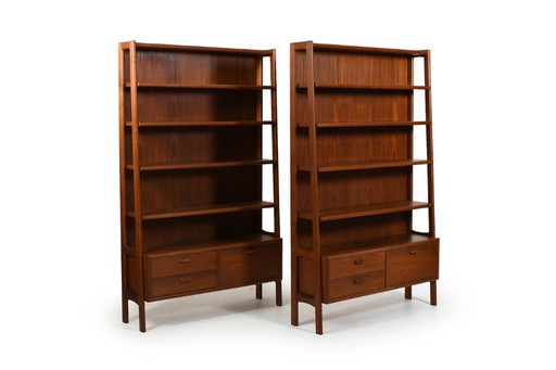 Par de estanterías cónicas de Poul M. Volther, década de 1960