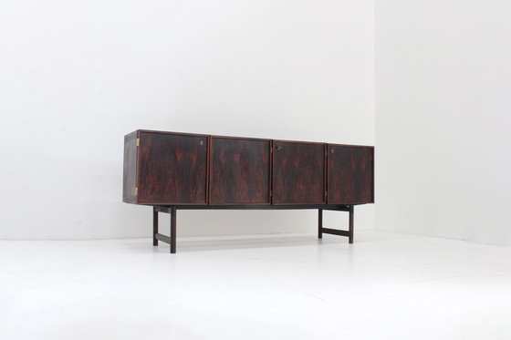 Image 1 of Buffet vintage en bois de rose du Mid Century