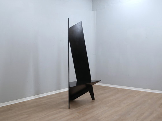 Image 1 of Chaise à dossier haut postmoderne, style Studio Alchimia et Memphis, années 1980