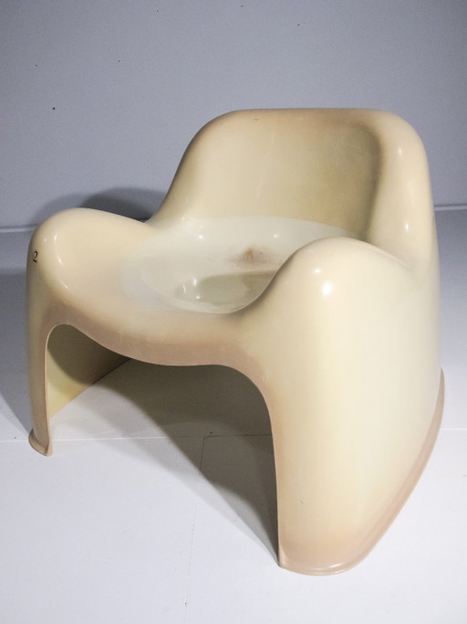 Artemide Toga Chair 2 van Sergio Mazza / Gebroken wit / Patent aangevraagd