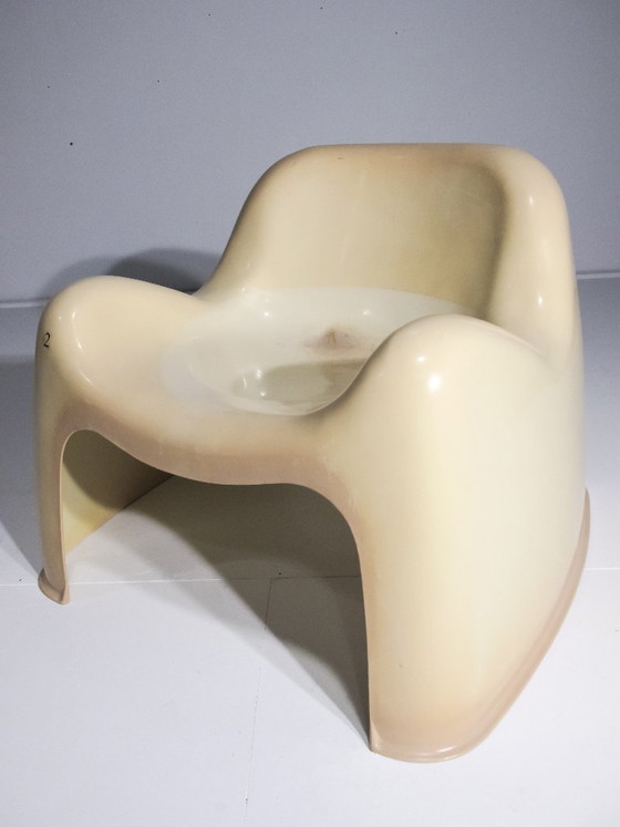 Image 1 of Artemide Toga Chair 2 van Sergio Mazza / Gebroken wit / Patent aangevraagd