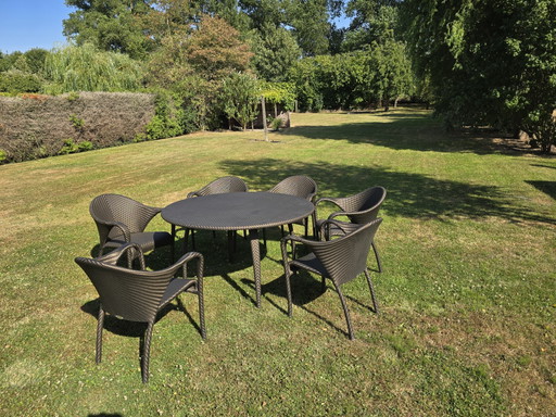 Dedon Gartenmöbel-Set – Serie Tango. 1 Tisch mit 6 passenden Stühlen. – tuinsets, Aluminium, Wicker