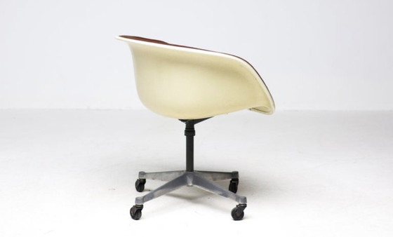 La Fonda Armchair — Charles & Ray Eames For Herman Miller, Ca. 1970 – Swivel chairs, Aluminium, Other (photo 7 of 11)