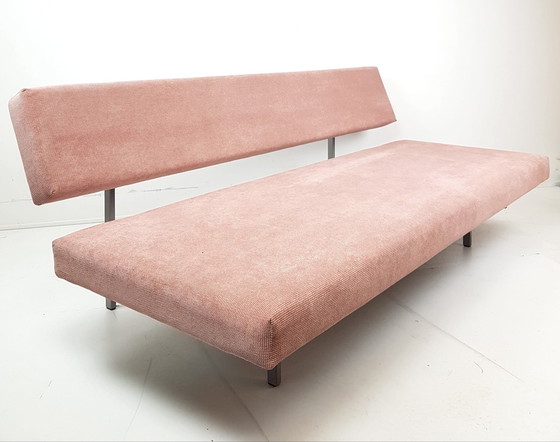 Image 1 of Sofá cama Gijs van der Sluis modelo 540 sofá cama recién tapizado rosa