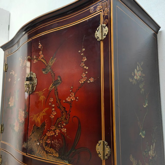 Image 1 of Vintage Chinese bridal cabinet sideboard Chinoiserie cabinet