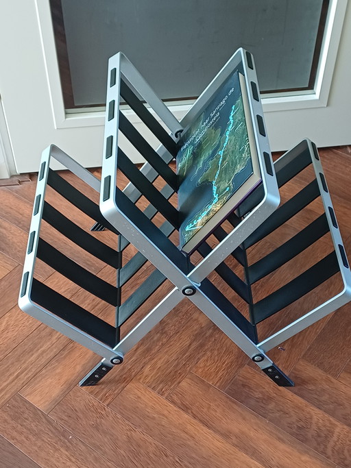 Magazine Rack 2400 News Design