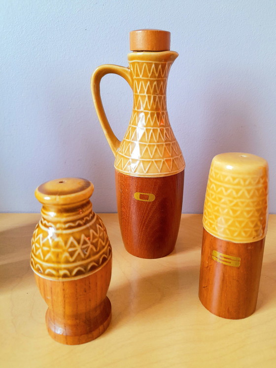 Image 1 of Set à condiments, céramique et bois 1970