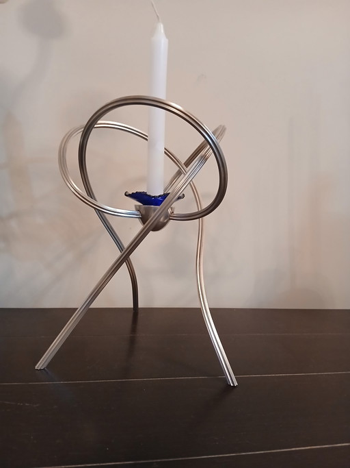 Questo splendido oggetto è il raro candelabro "Bouillon", disegnato dal celebre architetto e designer David Palterer  