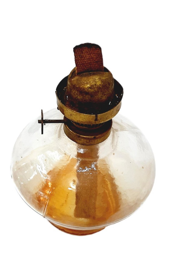 Image 1 of Lampada a olio in vetro antica