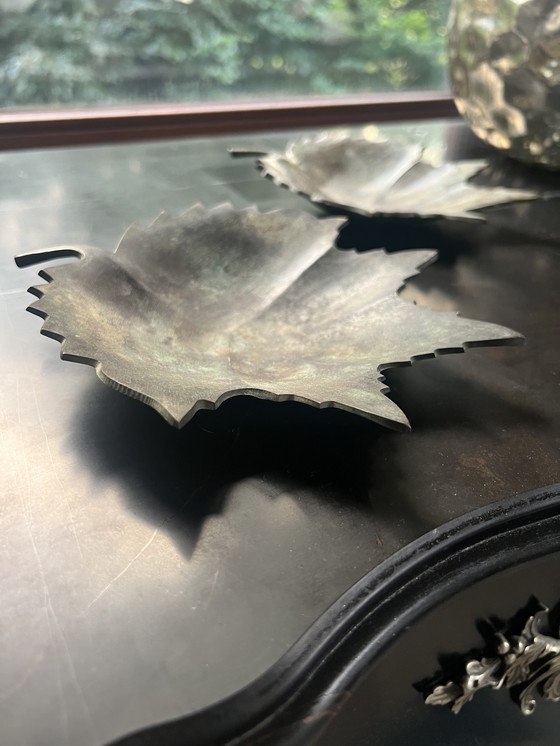 Image 1 of Dekoratives Tablett in Form eines Blattes (2 Stück)