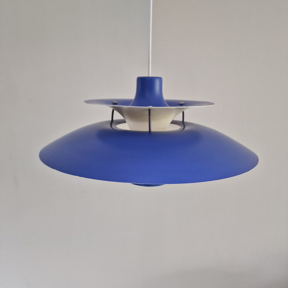 Image 1 of Vintage Louis Poulsen PH5 Pendant Lamp - Blue/White - Ø 50 cm - Design Poul Henningsen - Denmark