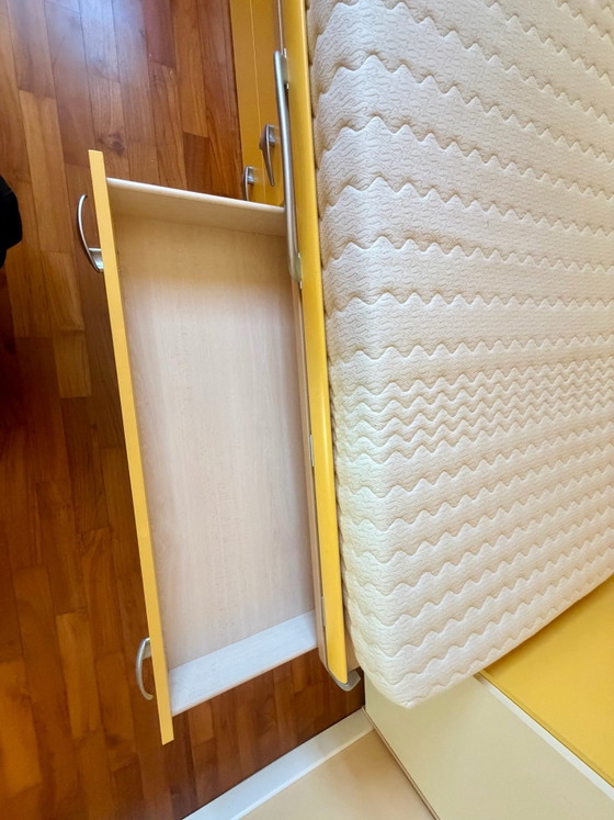 Cameretta a ponte Molteni gialla e panna – Molteni&C, Armadi, Legno, Alluminio (photo 10 of 11)